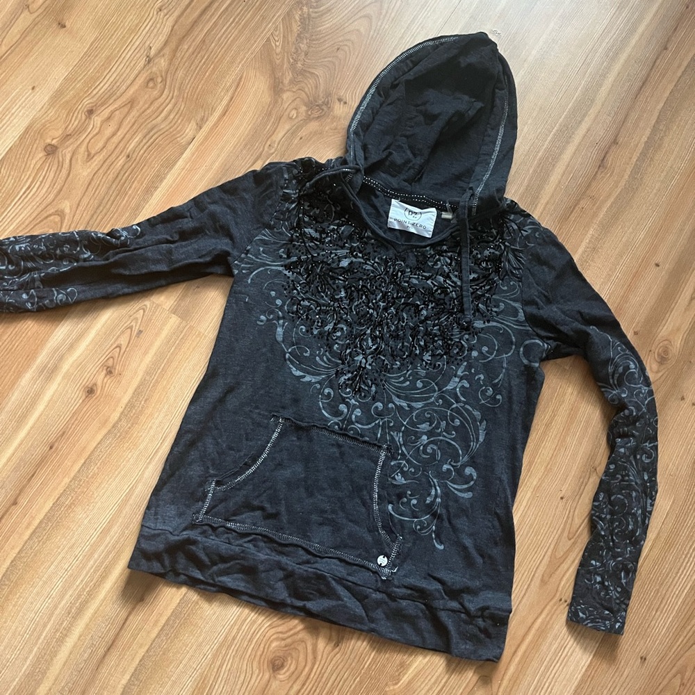 Point Zero 2000’s fashion hoodie